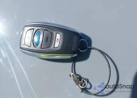 2019 Subaru Outback 3.6R Limited из США, поврежденный, VIN 4S4BSENCXK3303724